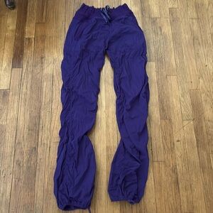 Lululemon dance pants- size 4